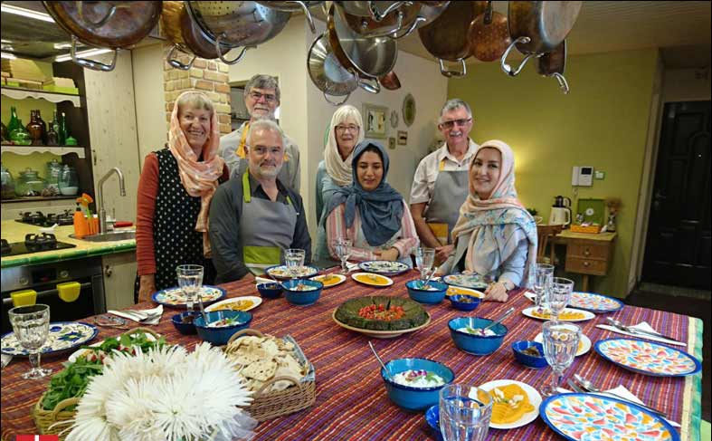 irani people with food