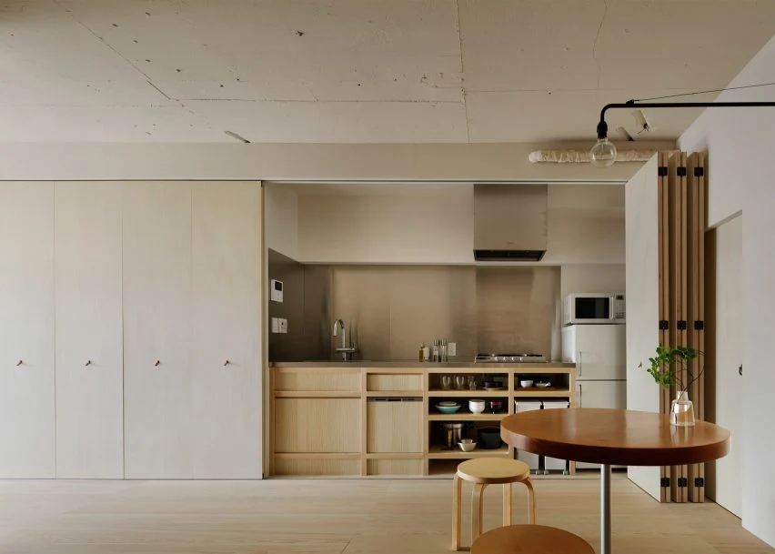 apartment-in-kitasando-minorpoet-interior-tokyo-japan_dezeen