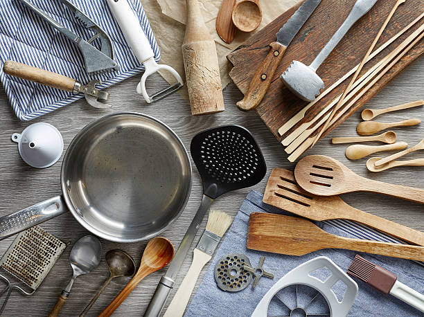 20 kitchen tools and equipment