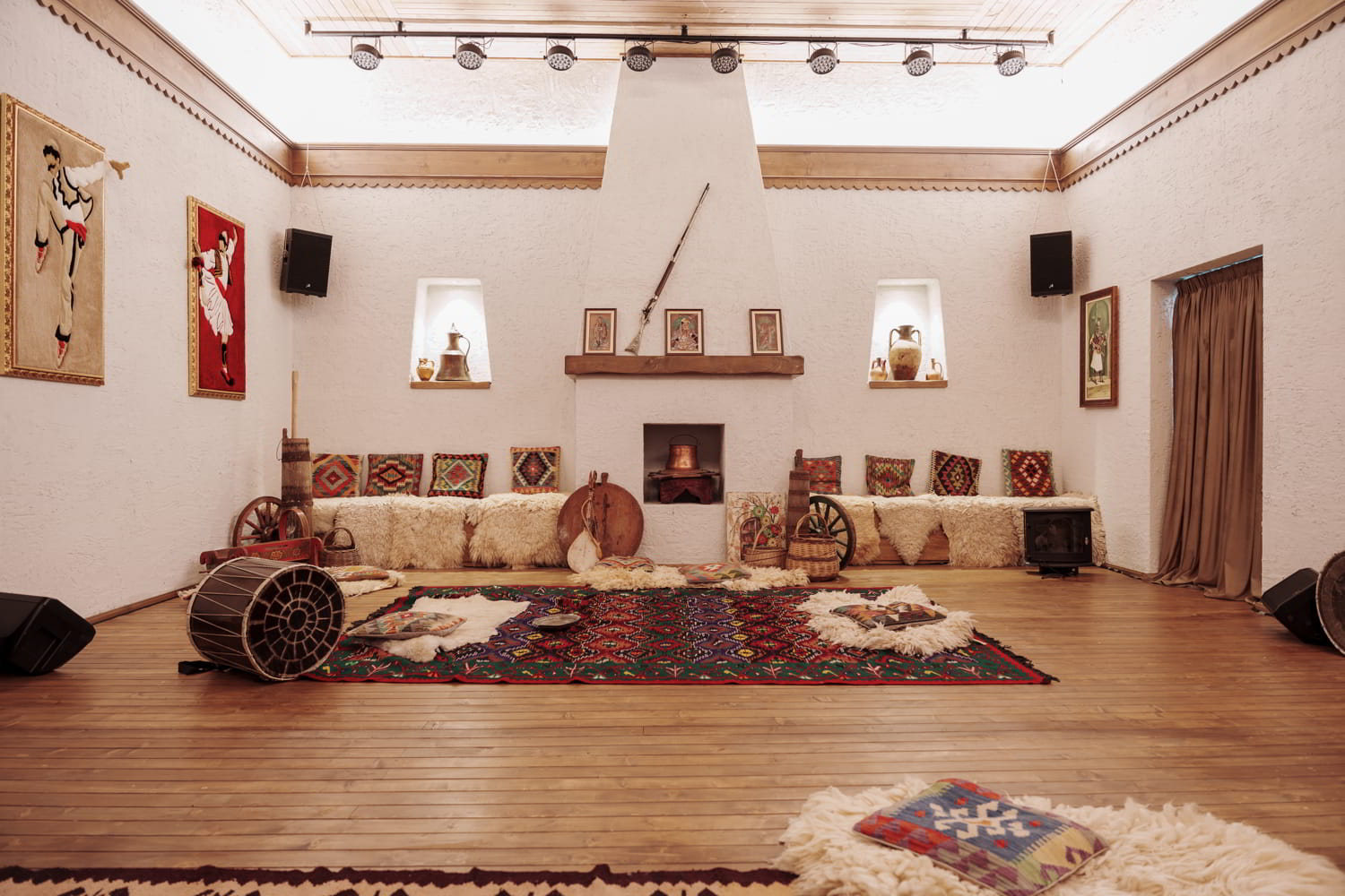 Home Decor in Albania